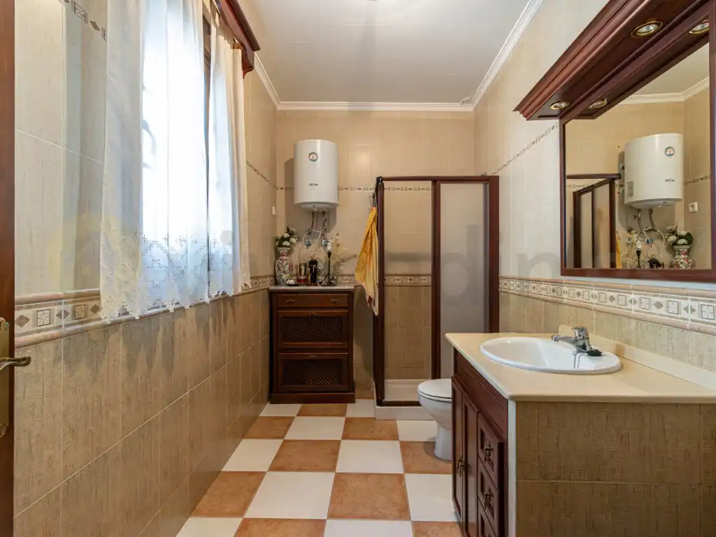 Bany de Casa o xalet en venda en Paterna de Rivera
