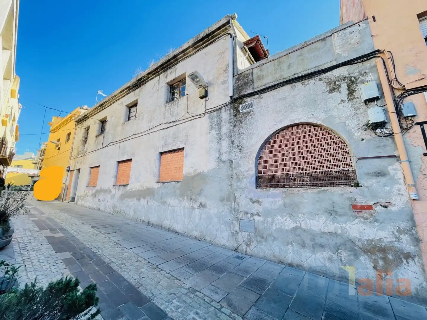 Vista exterior de Casa adosada en venda en Tordera amb Terrassa