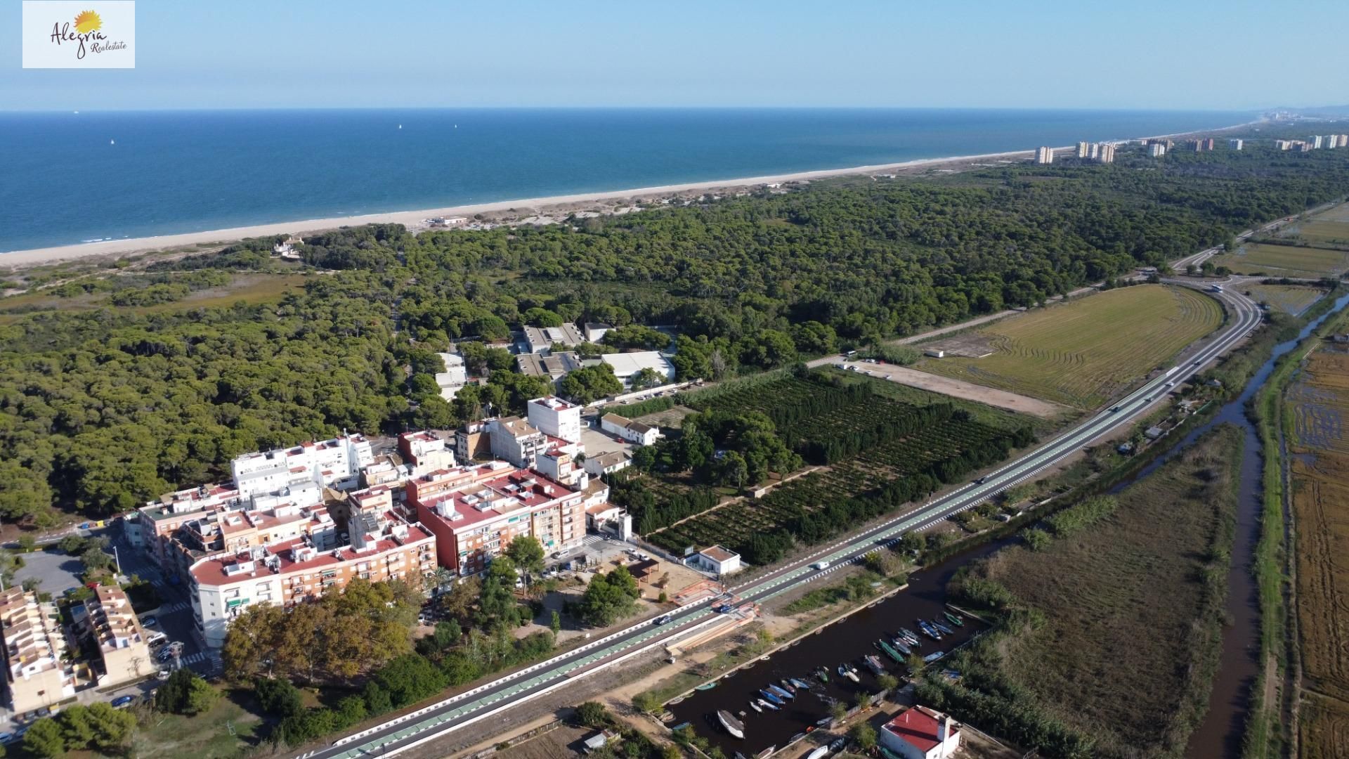 Exterior view of Flat for sale in  Valencia Capital  with Air Conditioner, Heating and Terrace