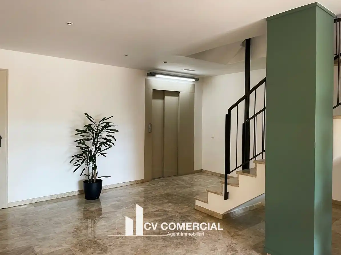 Ático en venta en Tiana con Aire acondicionado, Calefacción y Parquet