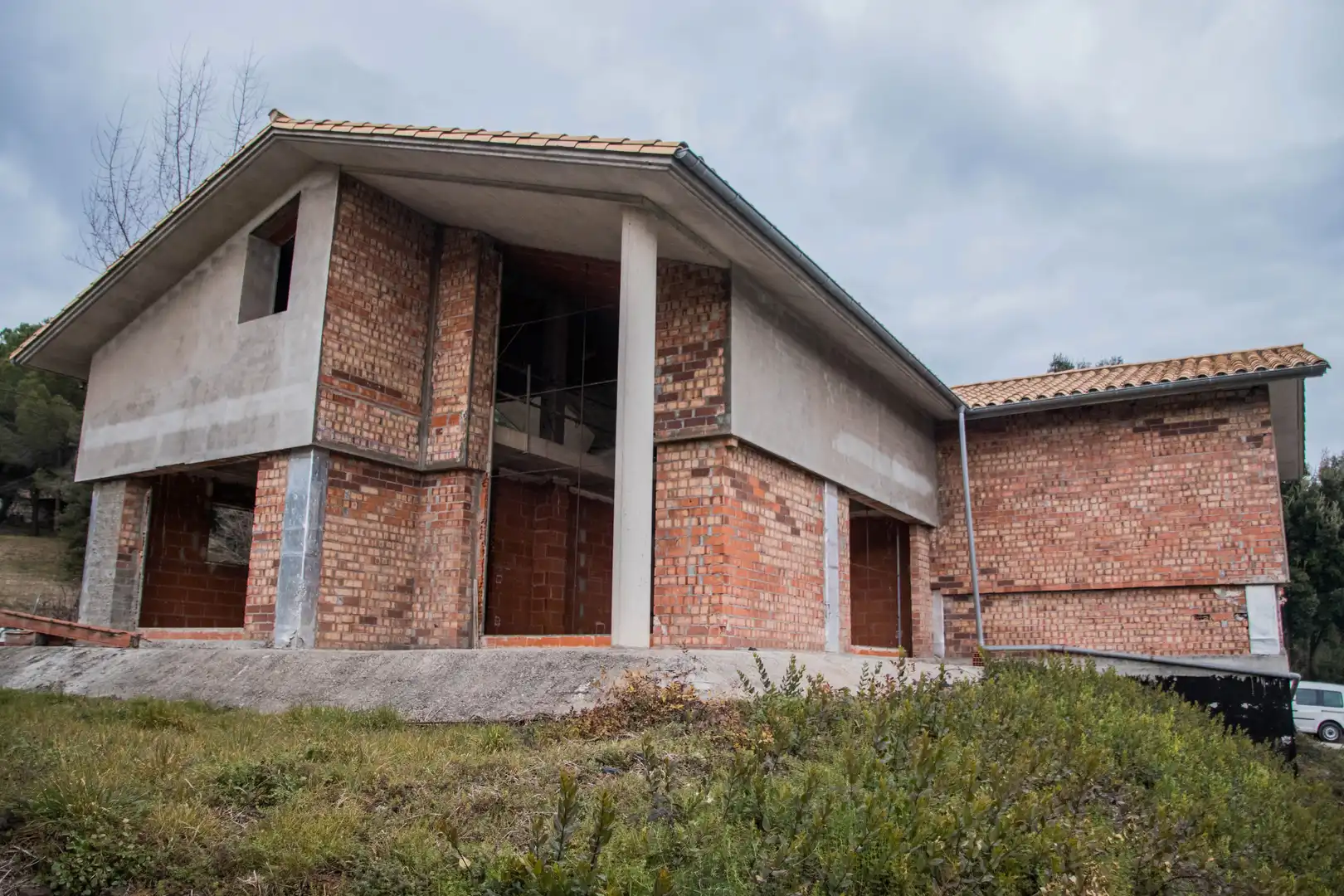 Exterior view of Houses for sale in Montagut i Oix  with Private garden, Terrace and Storage room