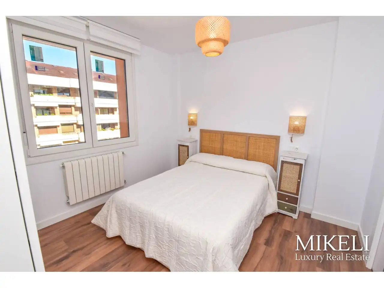 Bedroom of Flat for rent in Valdenoja