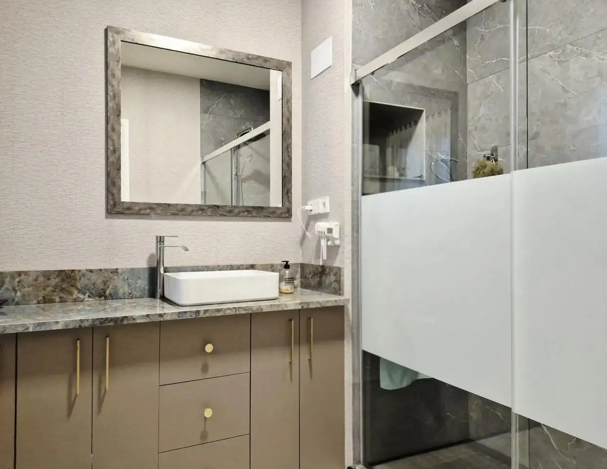 Bathroom of Flat for sale in Centre