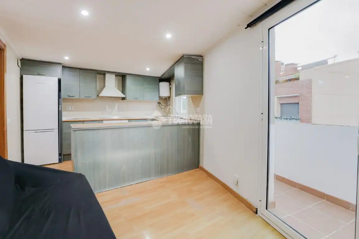 Cuina de Pis en venda en Terrassa amb Terrassa i Balcó