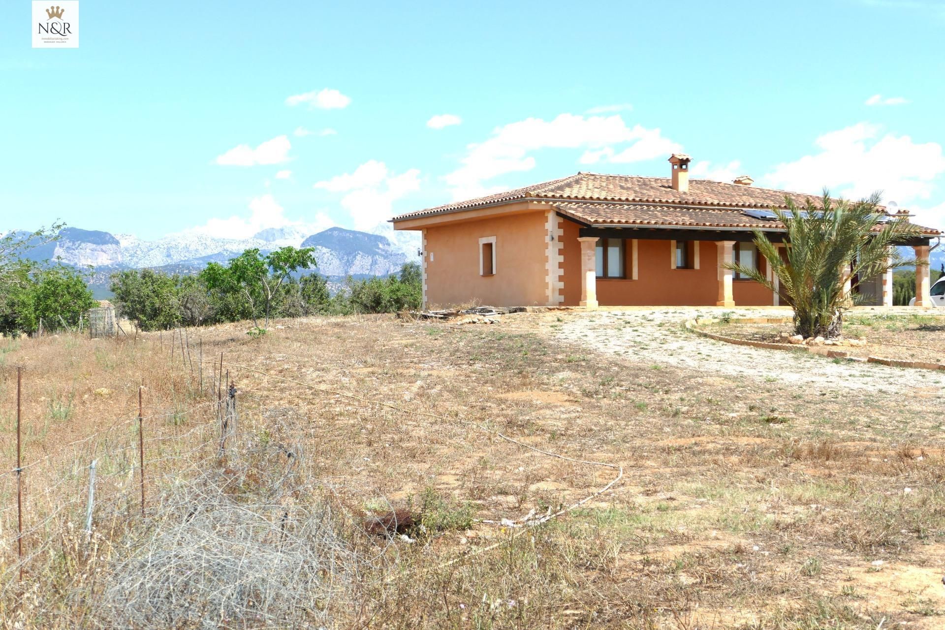 Country house for sale in Sencelles  with Heating