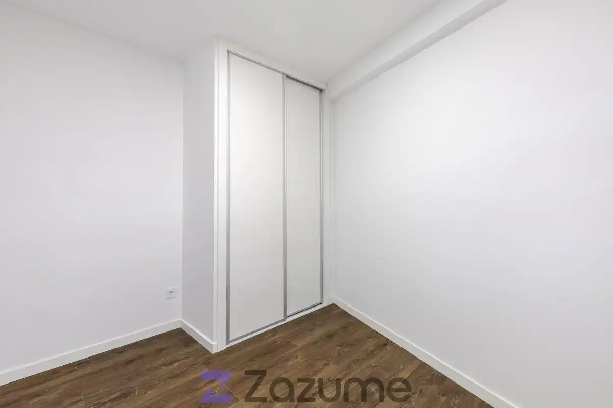 Bedroom of Flat for rent in Madrid  with Air Conditioner, Heating and Oven