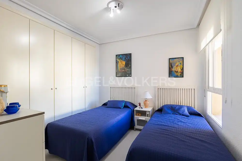 Schlafzimmer von Wohnung zum Verkauf in Valencia mit Heizung, Privatgarten und Terrasse