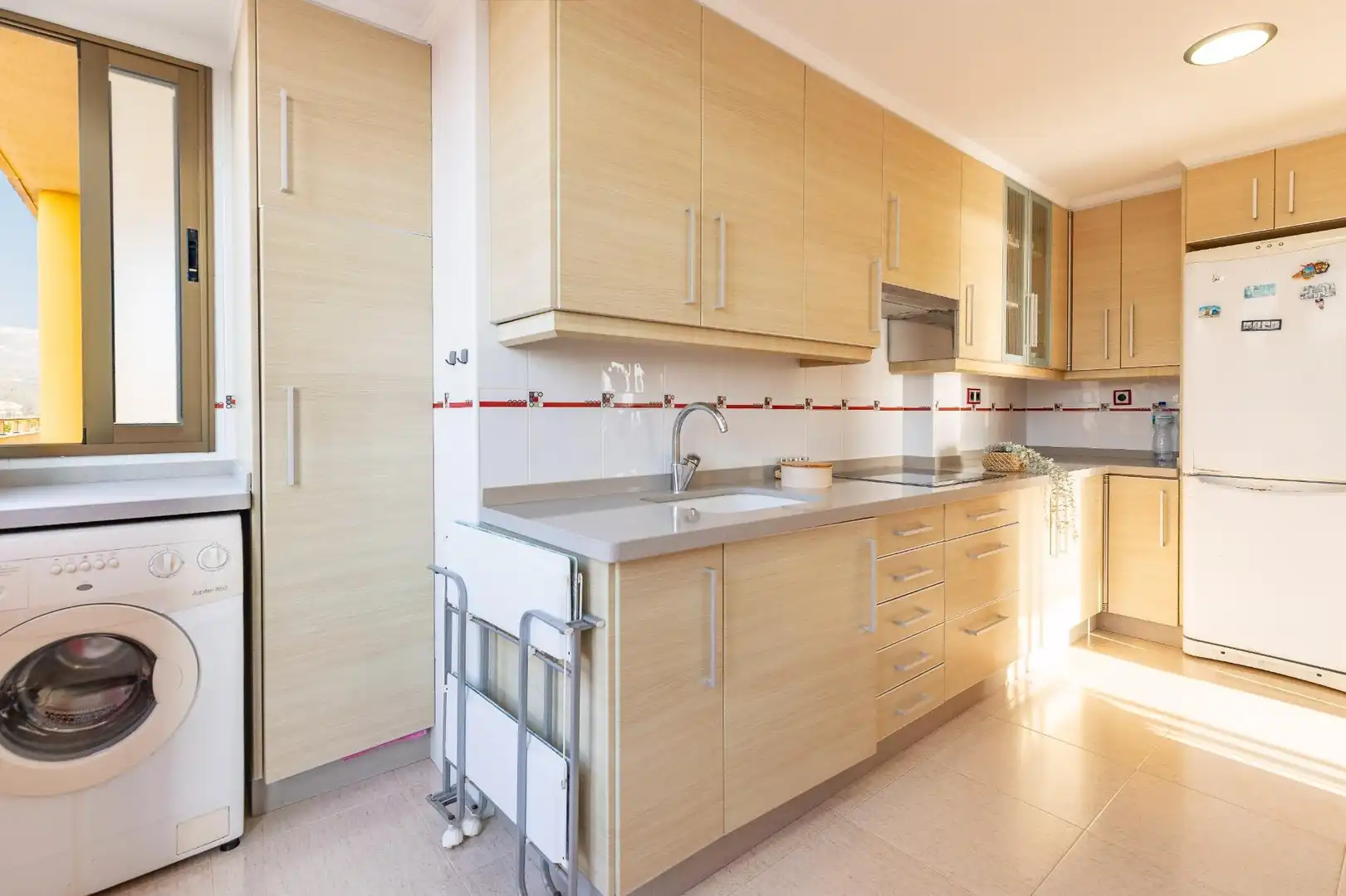 Cocina de Ático en venta en Tavernes de la Valldigna con Terraza, Trastero y Amueblado