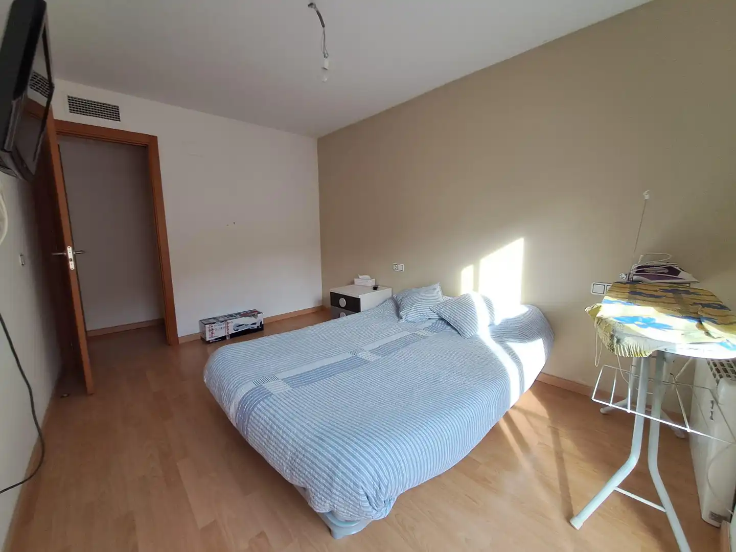 Habitación de Piso en venta en Móra d'Ebre con Aire acondicionado, Calefacción y Parquet