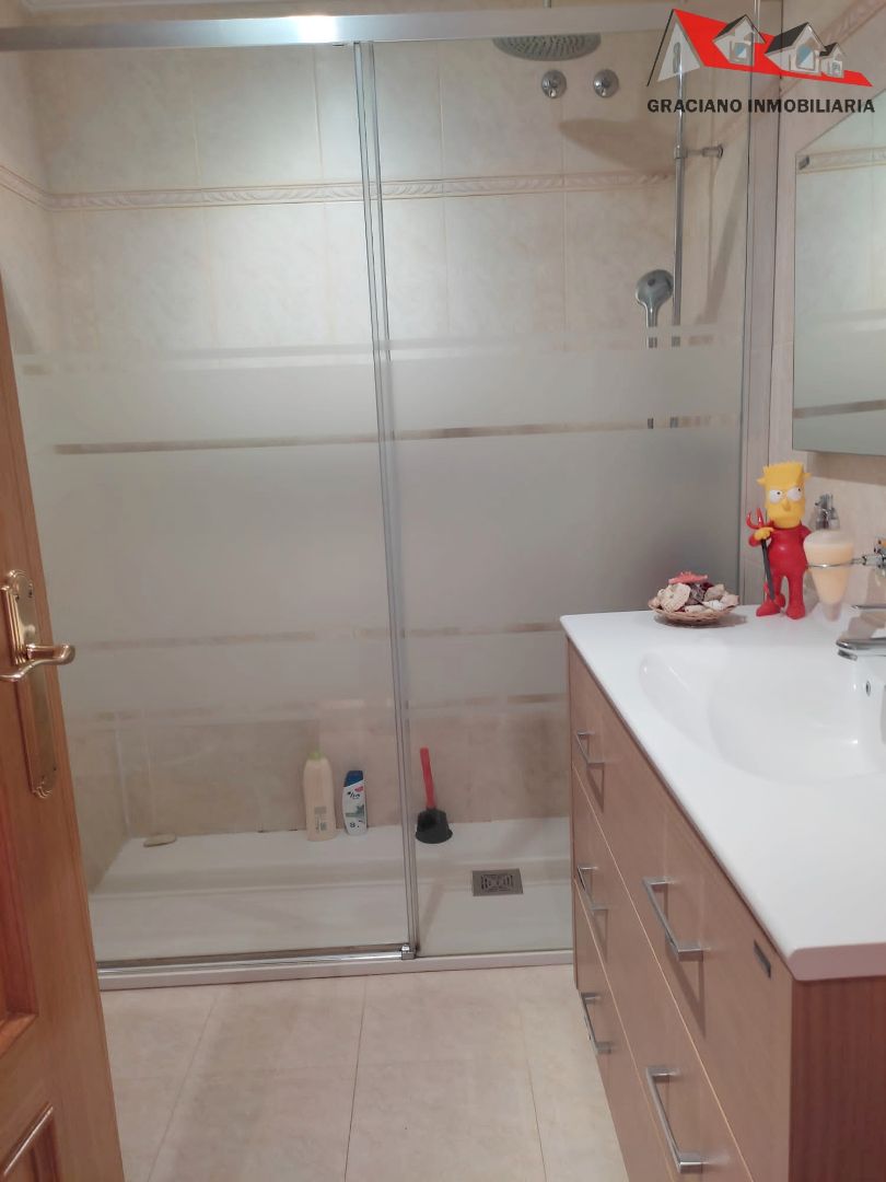 Bathroom of Flat for sale in Chinchilla de Monte-Aragón  with Balcony