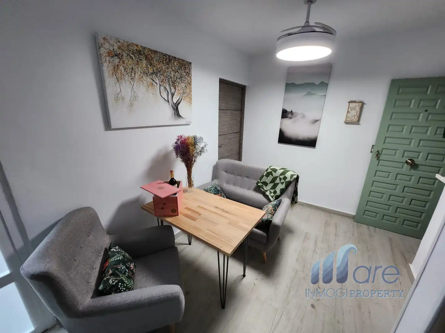 Sala de estar de Dúplex en venta en Almuñécar con Terraza y Amueblado