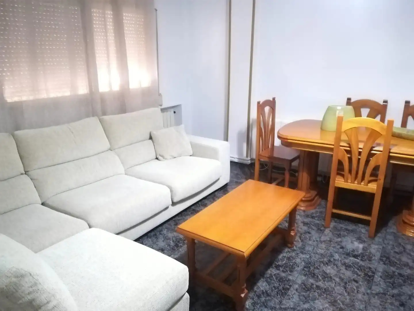 Living room of Flat for rent in Puertollano  with Air Conditioner, Heating and Furnished