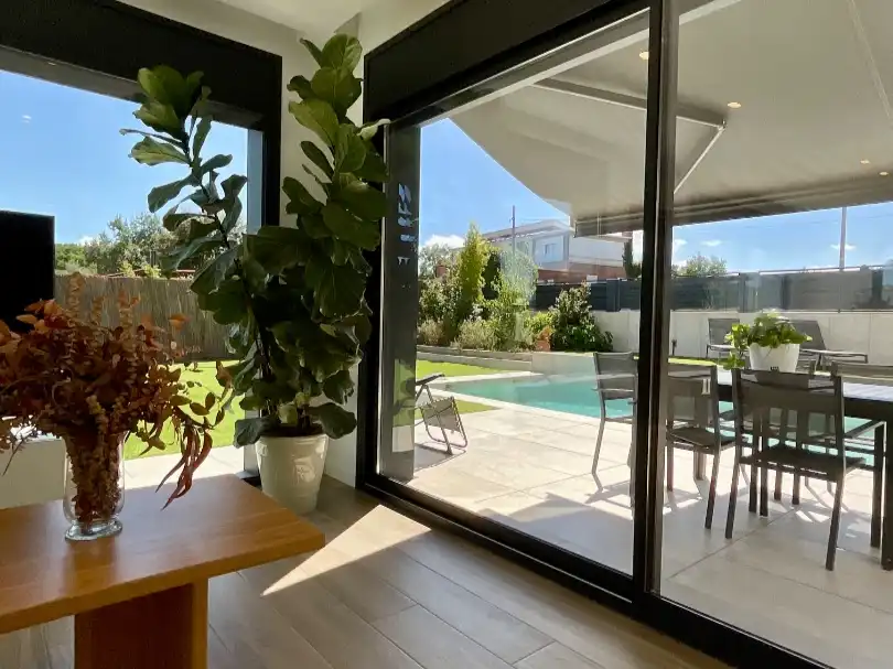 Terrassa de Casa o xalet en venda en Castellar del Vallès amb Aire condicionat, Piscina i Balcó