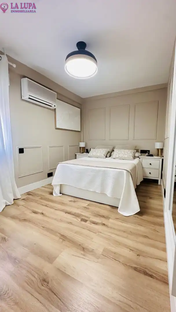 Bedroom of Flat for sale in Madrid  with Air Conditioner, Heating and Private garden