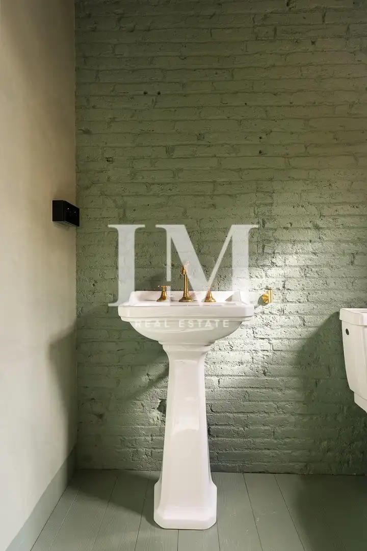 Baño de Apartamento de alquiler en Barcelona con Aire acondicionado, Calefacción y Terraza