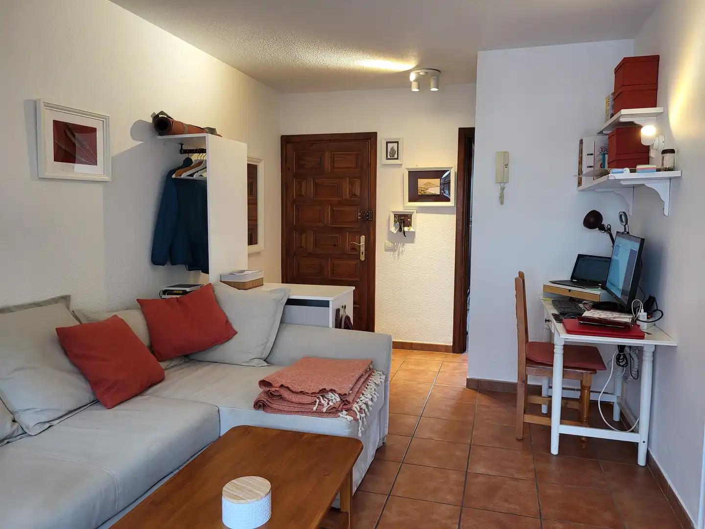 Sala d'estar de Apartament en venda en Puerto de la Cruz amb Piscina, Moblat i Balcó