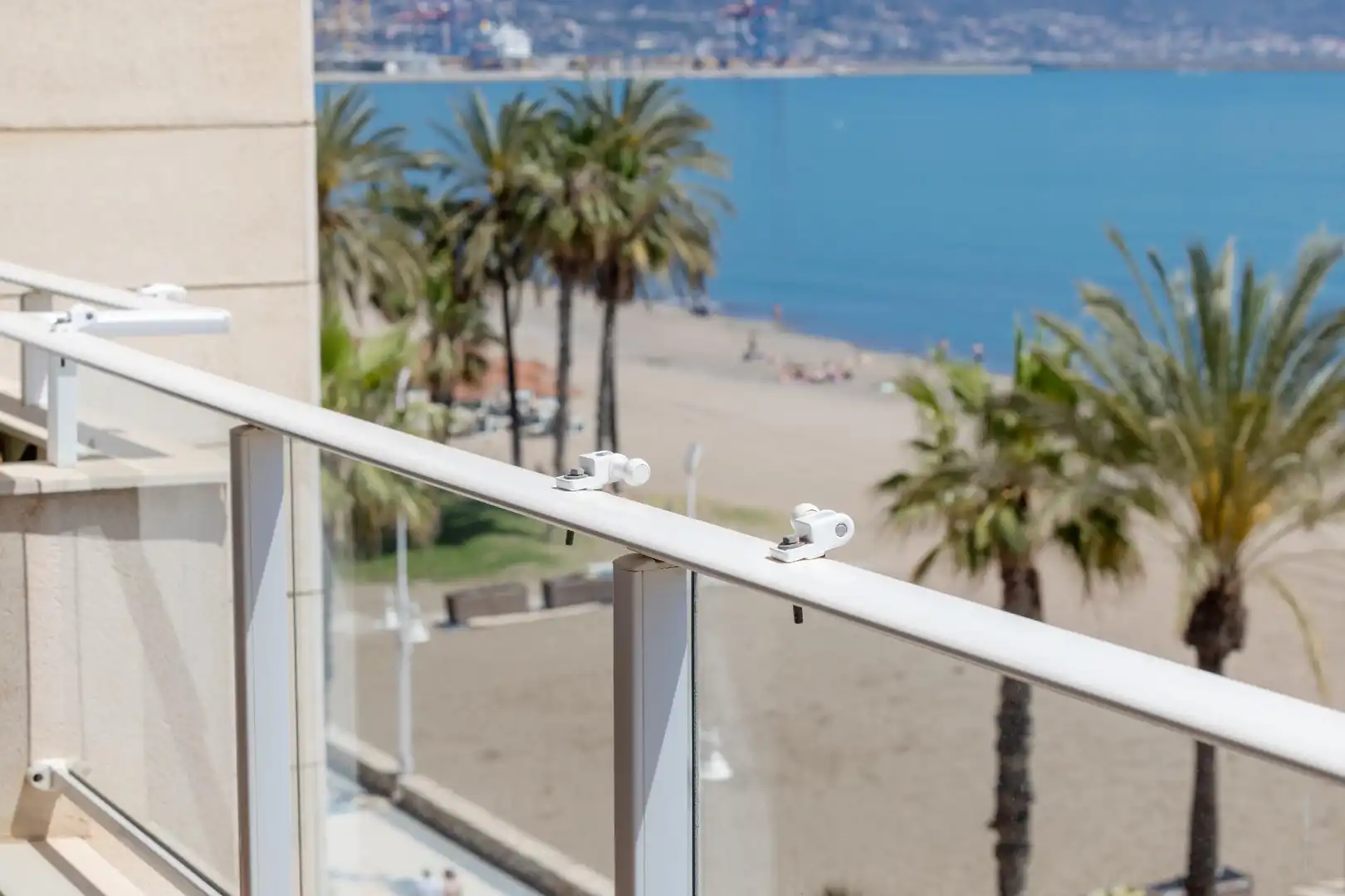 Terrassa de Pis en venda en Málaga amb Aire condicionat, Calefacció i Jardí privat