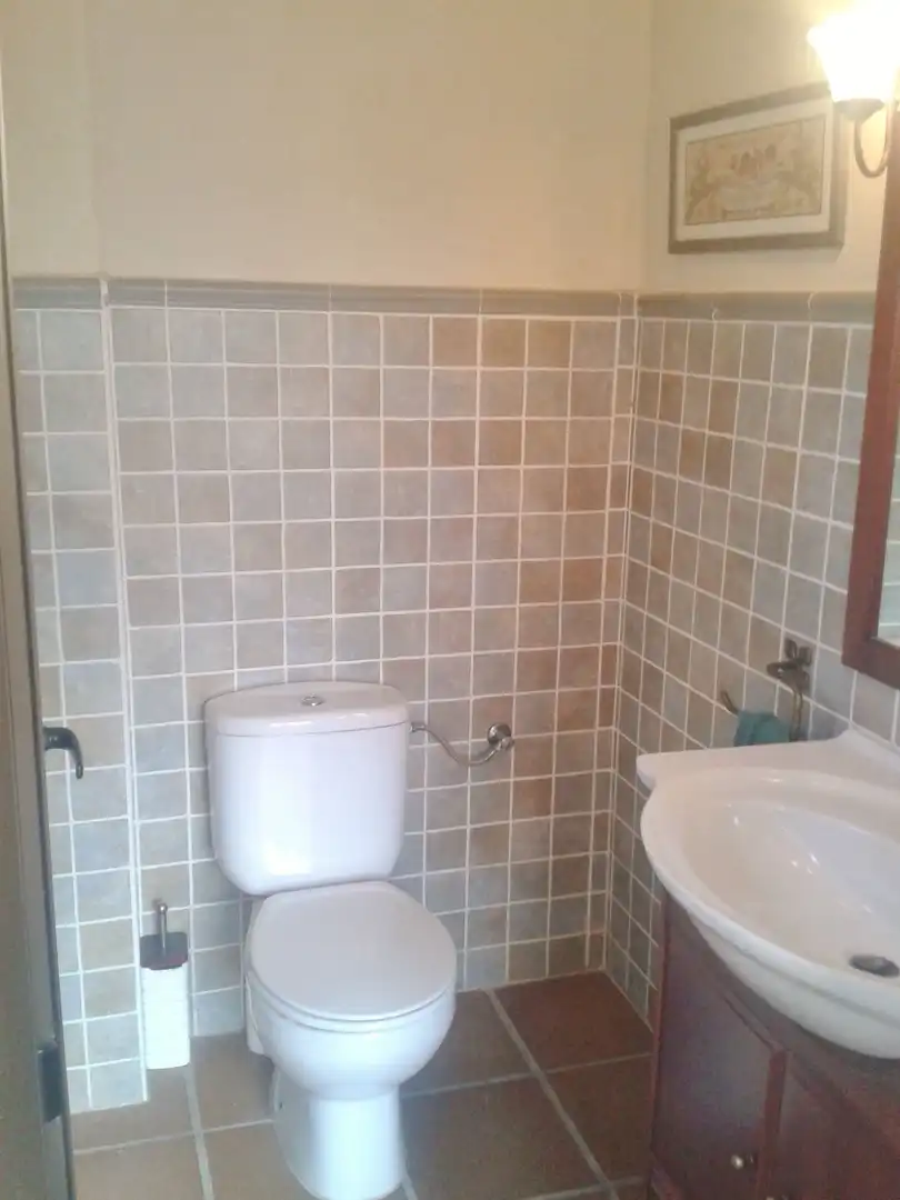 Bathroom of Houses for sale in La Pobla de Vallbona  with Air Conditioner, Heating and Private garden