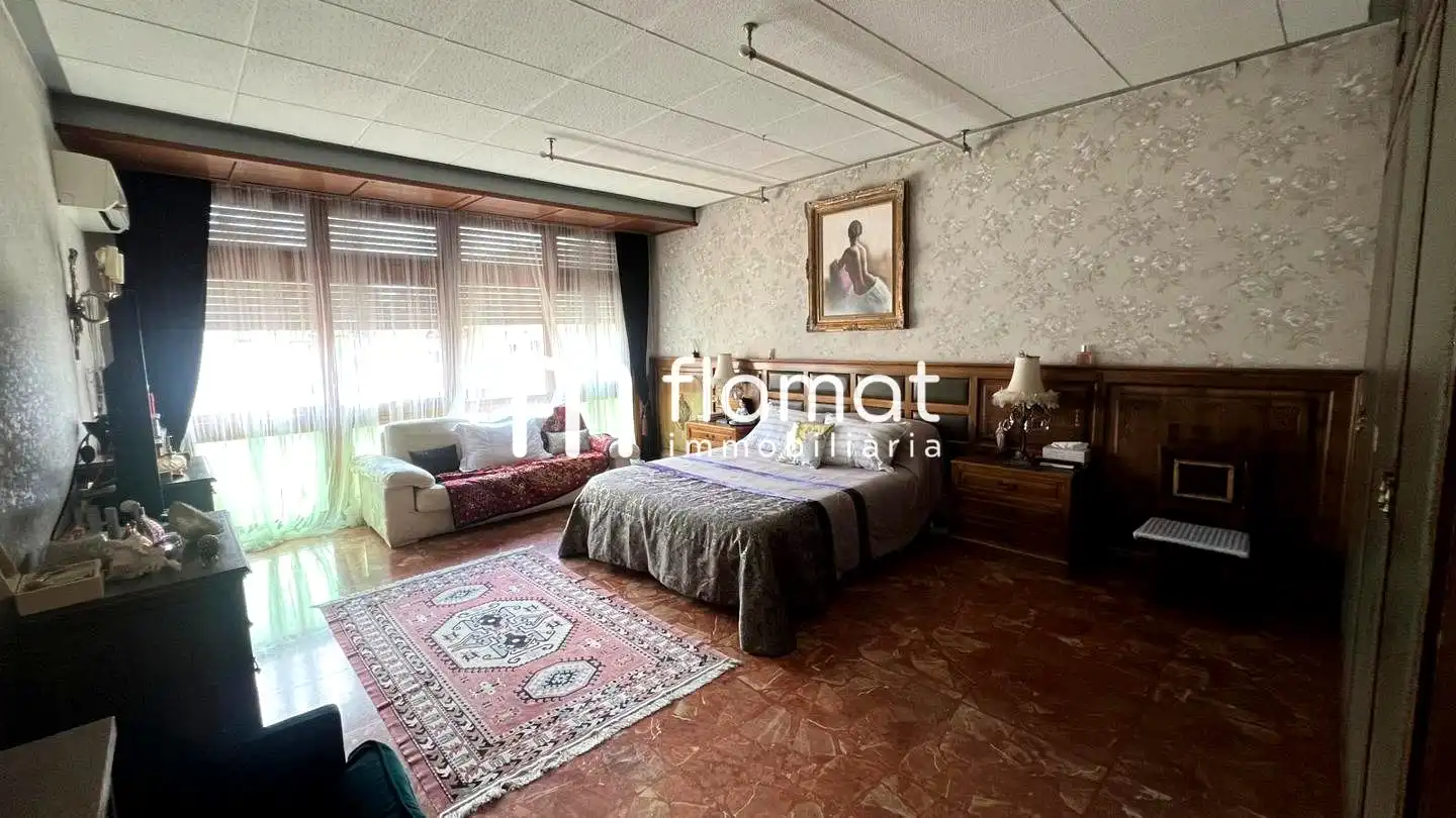 Habitación de Casa o chalet en venta en Barcelona