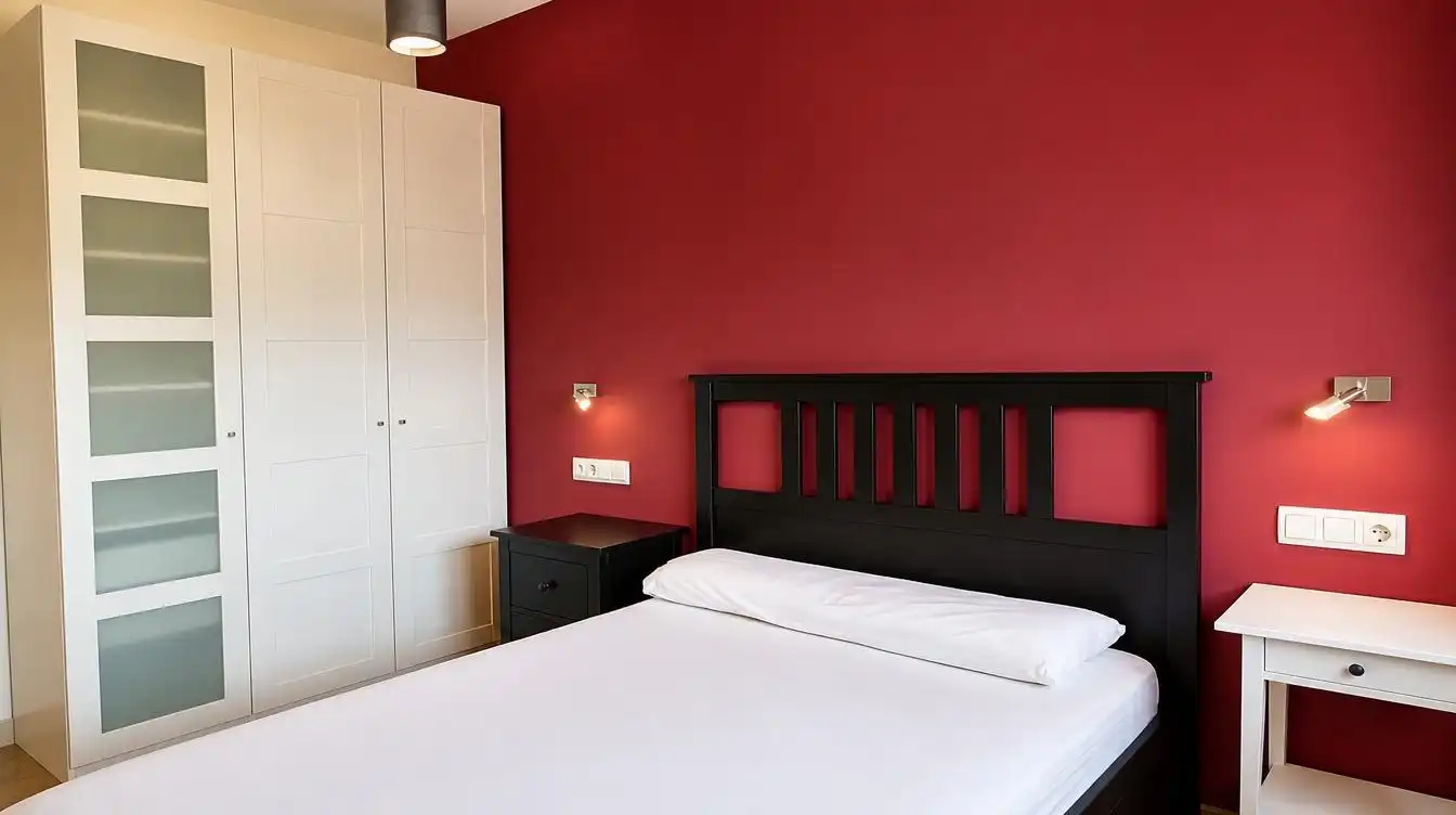 Bedroom of Flat for rent in Granada  with Air Conditioner, Heating and Private garden