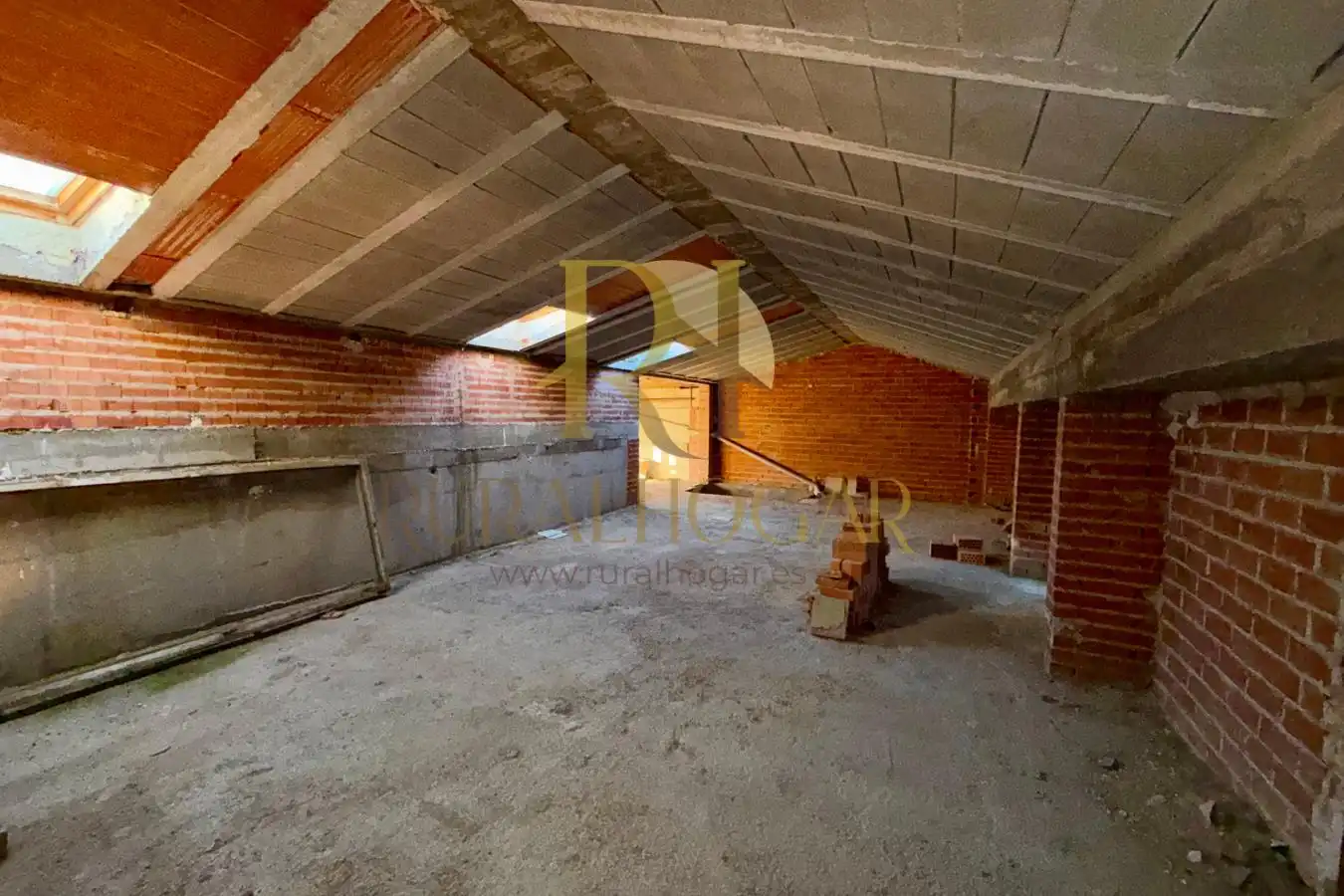Houses for sale in Molina de Aragón  with Terrace, Balcony and Internet