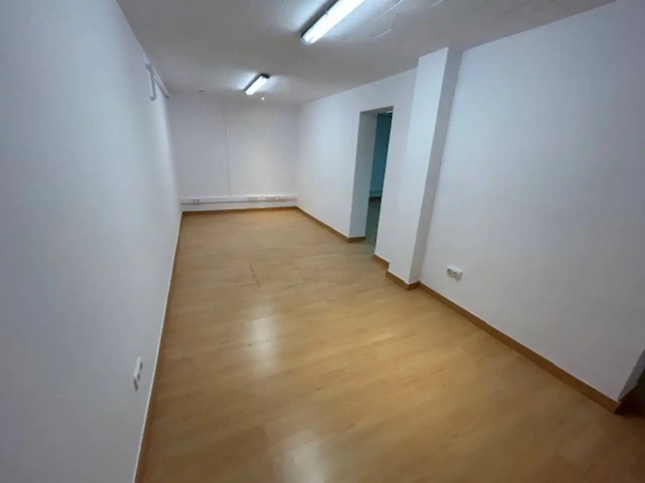 Gewerbefläche zum Verkauf in Calle Galileu, imagen 9