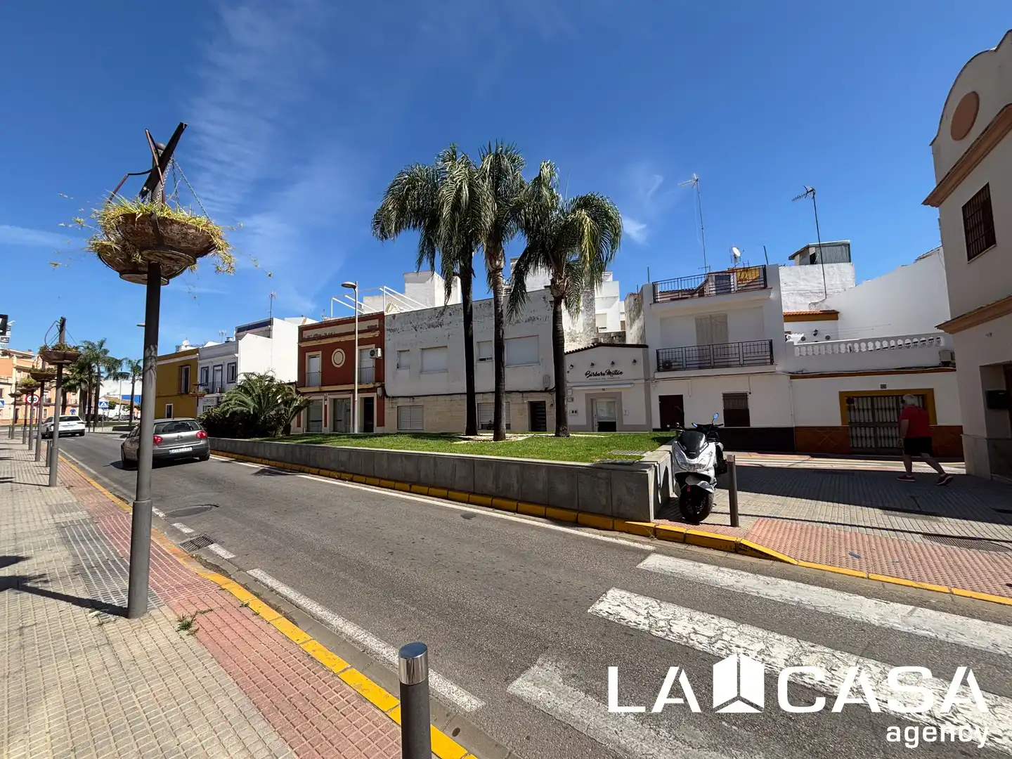 Vista exterior de Piso en venta en Dos Hermanas con Aire acondicionado
