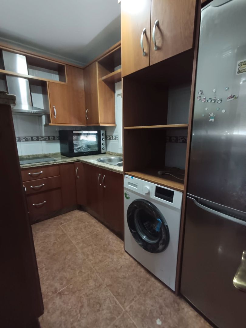 Piso de alquiler en Calle Punta Umbría, Sector Sur