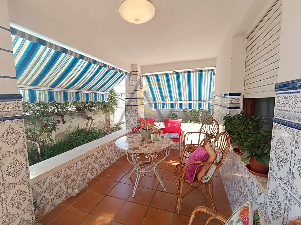 House with garden for sale in Avenida Puenteareas, imagen 5