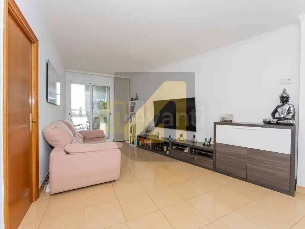 Appartement compact avec ascenseur à vendre à Calle Lleialtat, imagen 3