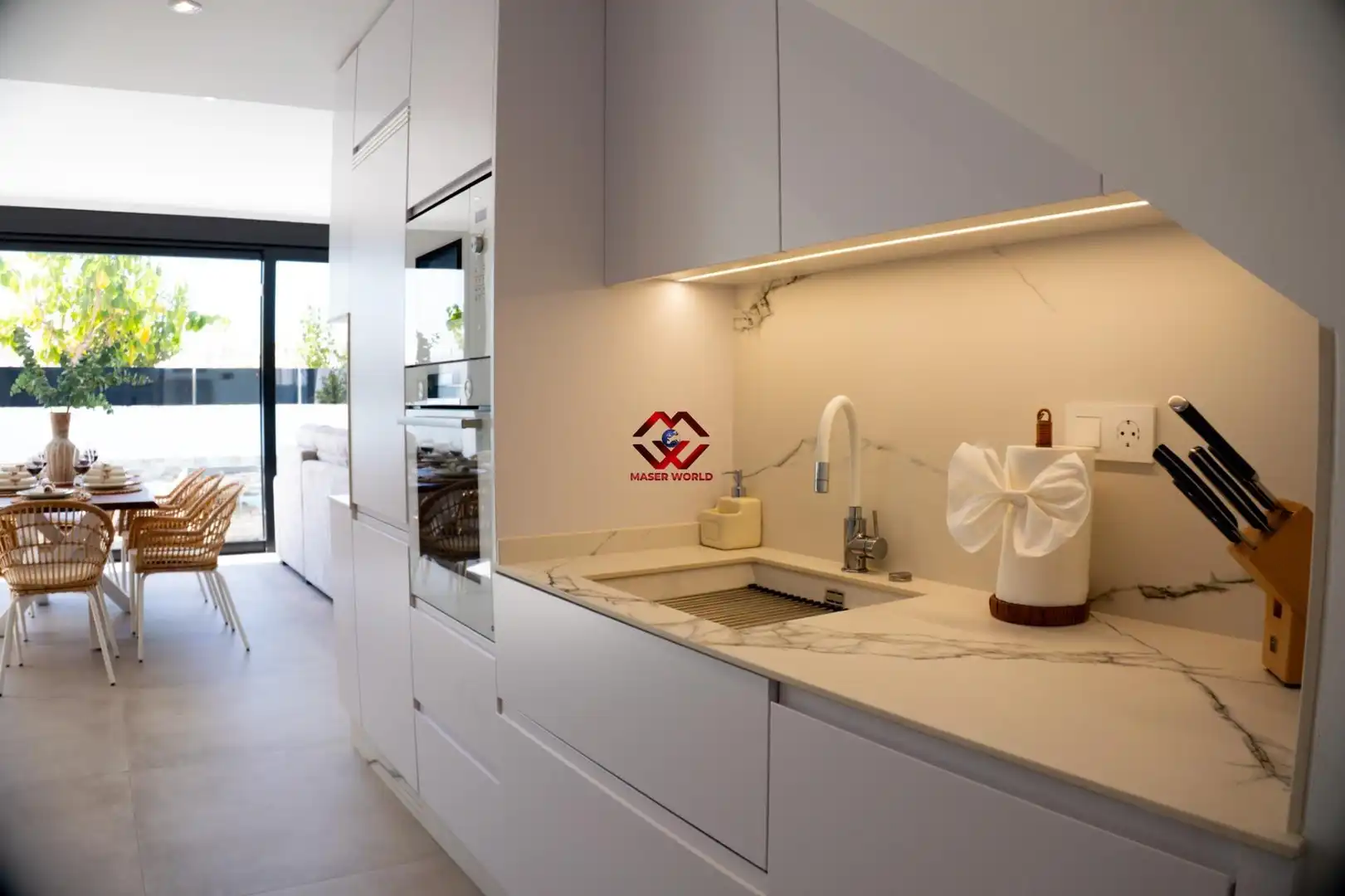 Cuina de Casa o xalet en venda en San Javier amb Aire condicionat, Calefacció i Jardí privat