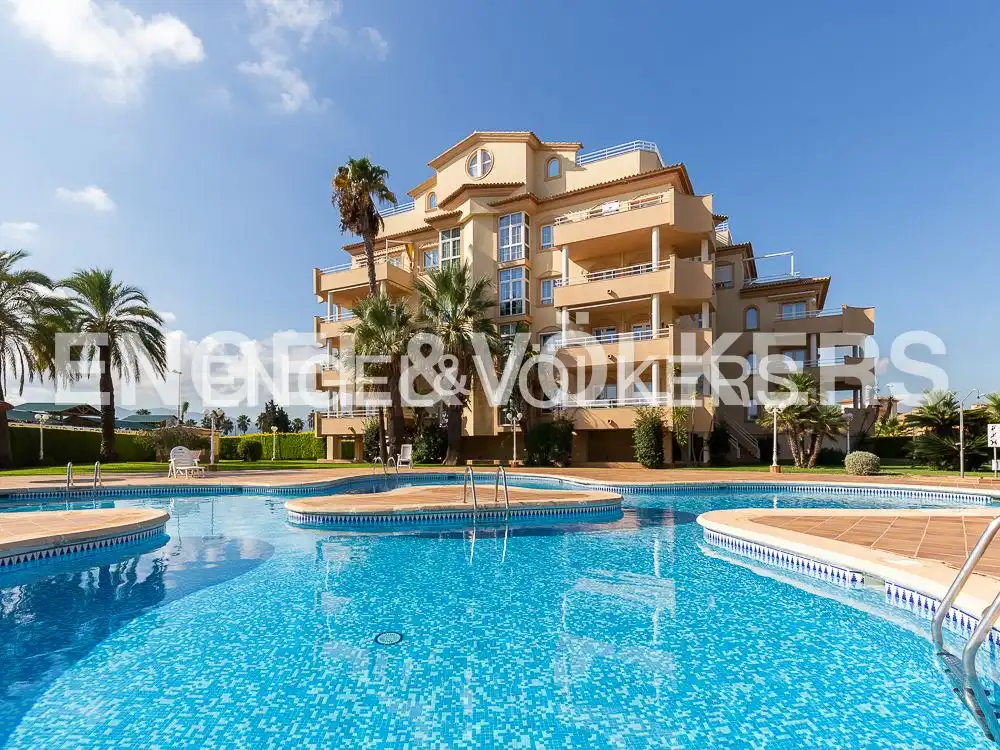 Attic for sale in Oliva Nova