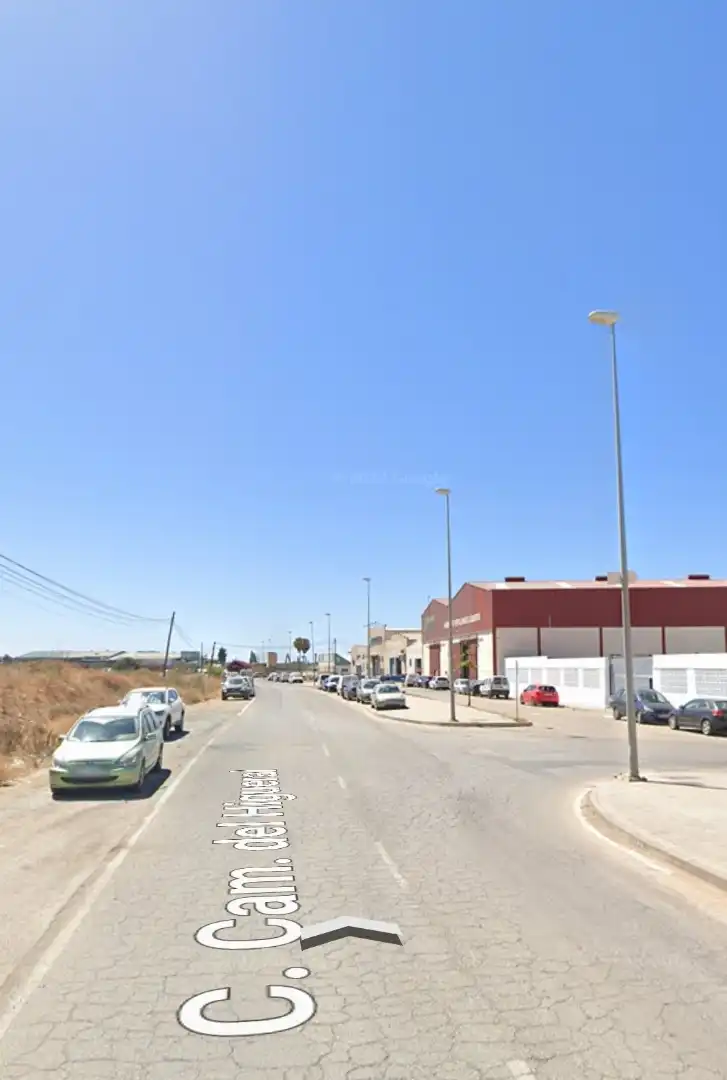Außenansicht von Fabrikhallen zum Verkauf in Vélez-Málaga mit Heizung und Alarm