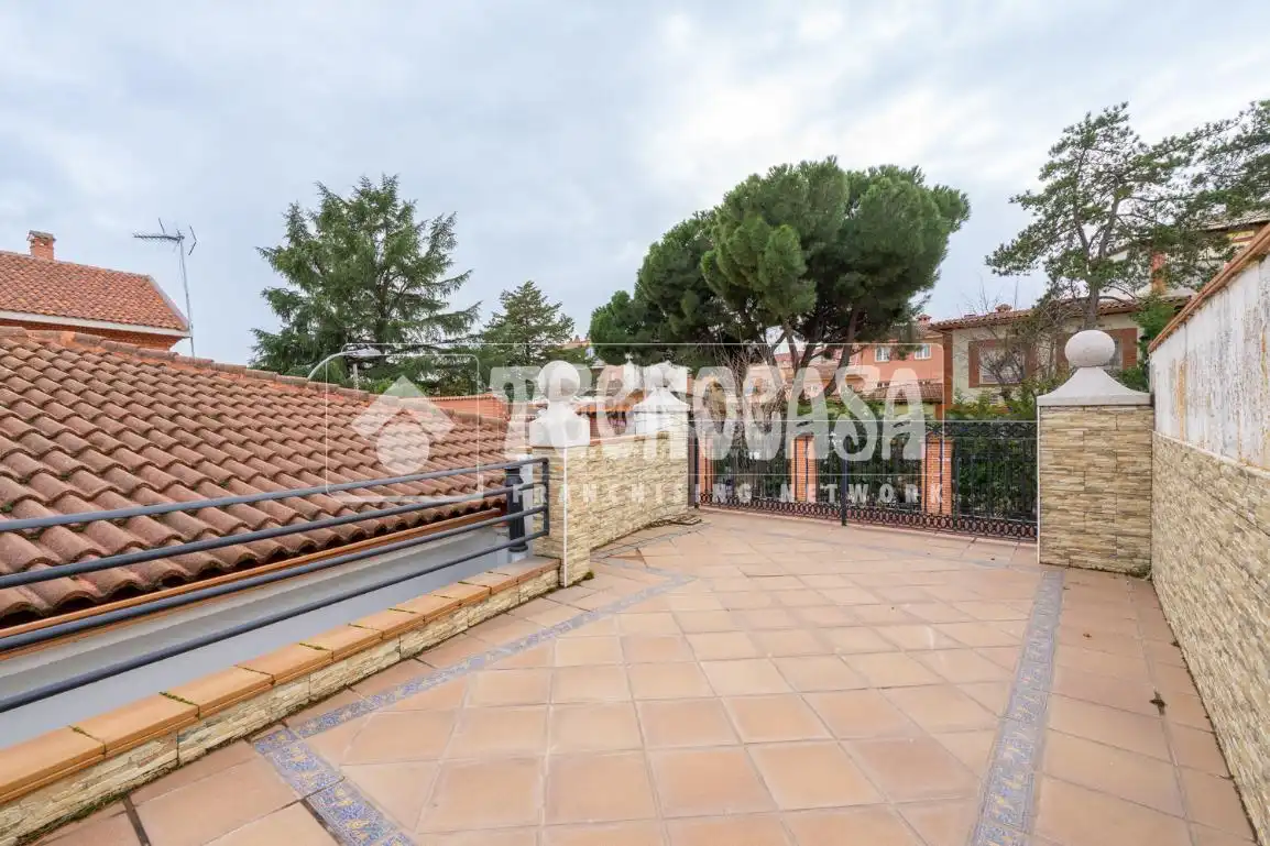 Terrassa de Pis en venda en Colmenar Viejo amb Jardí privat i Terrassa