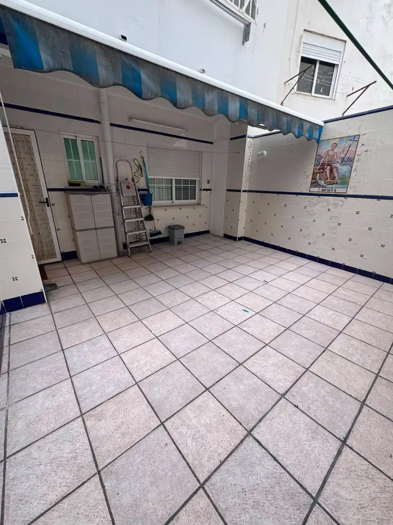 Flat for sale in Torrent  with Air Conditioner, Terrace and Furnished
