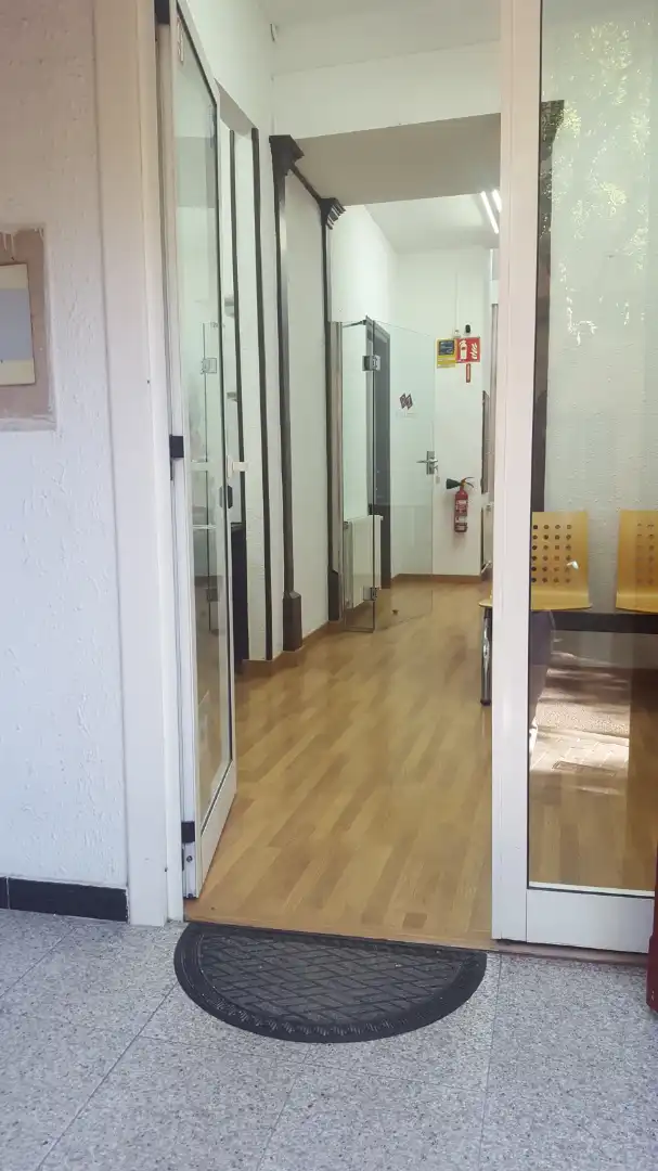 Local de lloguer en Badalona amb Aire condicionat, Calefacció i Parquet
