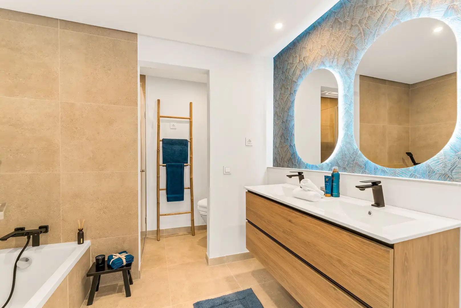Baño de Planta baja en venta en Estepona con Aire acondicionado, Calefacción y Parquet