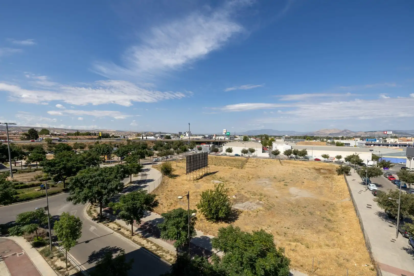 Piso con terraza en venta en Avenida de la Ilustración, imagen 11