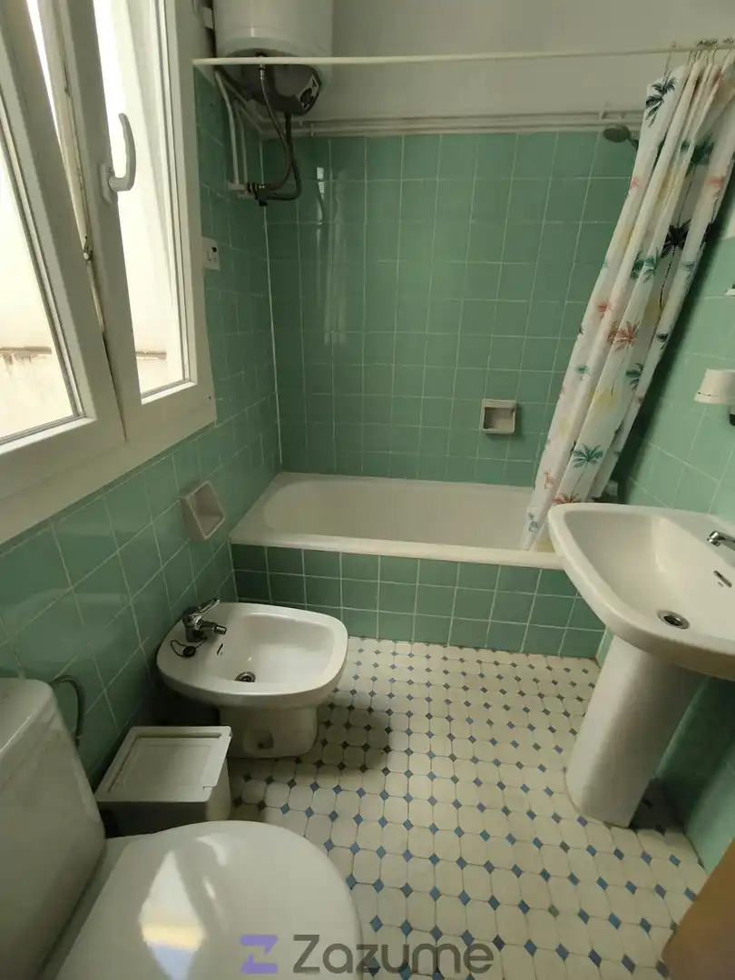 Baño de Casa adosada de alquiler en Sevilla con Aire acondicionado, Terraza y Amueblado