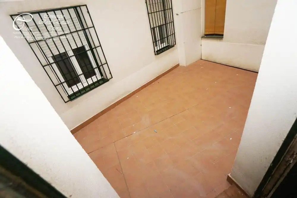 Flat for sale in Madrid  with Terrace and Balcony