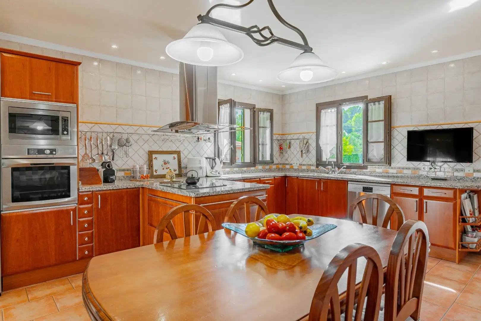 Cocina de Casa o chalet en venta en Calvià con Aire acondicionado, Calefacción y Jardín privado
