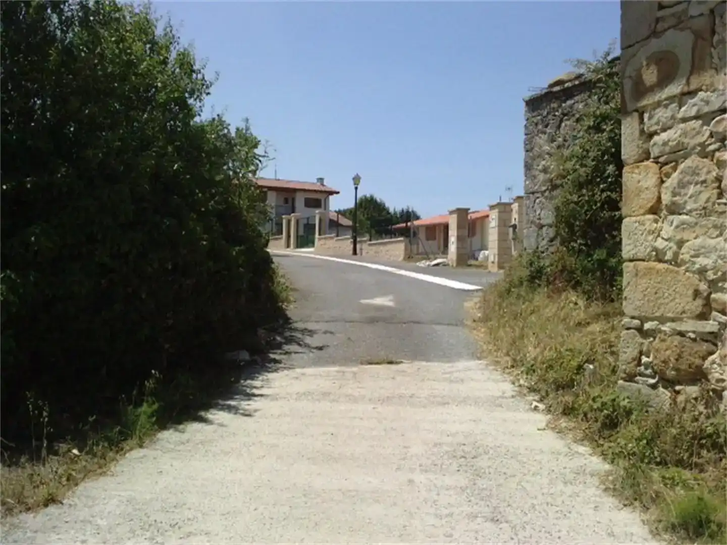 Grundstücke zum Verkauf in San Millán / Donemiliaga