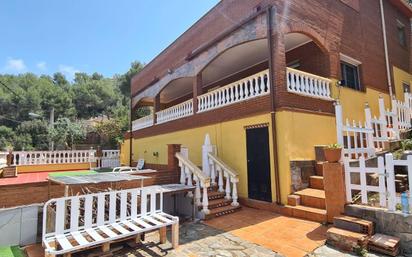 Exterior view of House or chalet for sale in Castellar del Vallès  with Terrace