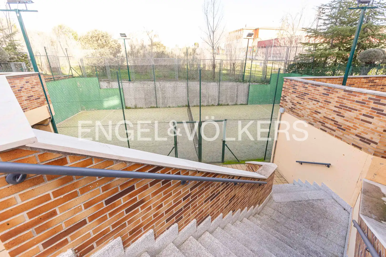 Terraza de Ático de alquiler en Zona Monte El Pilar