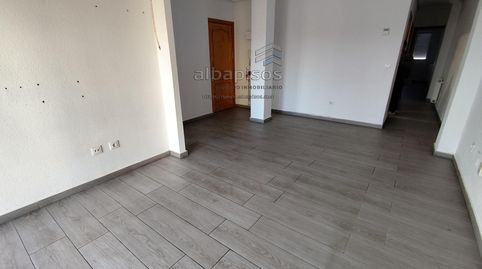 Foto 2 de Pis en venda a Hospital, Albacete Capital