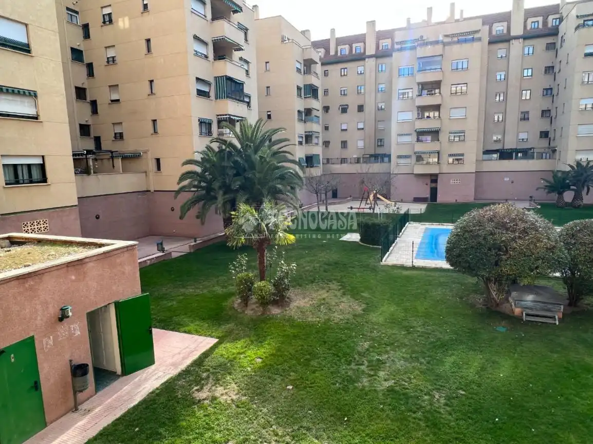 Exterior view of Flat for sale in Alcalá de Henares  with Terrace