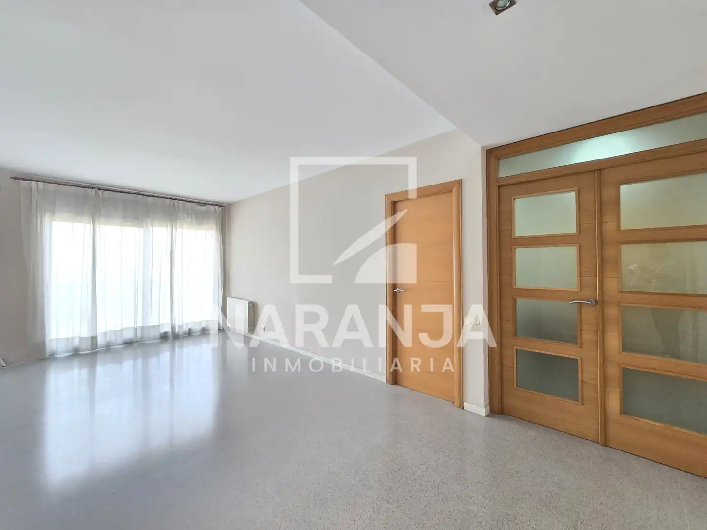 Appartamento con terrazza in vendita a Sant Joan Baptista, imagen 3