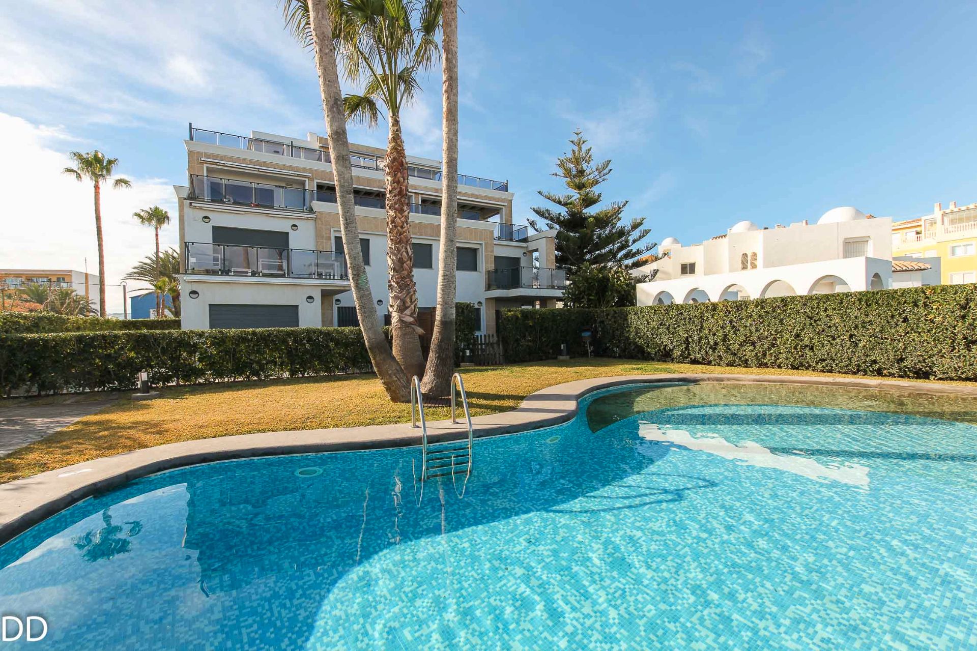 Swimming pool of Apartment to rent in Dénia  with Air Conditioner, Terrace and Furnished