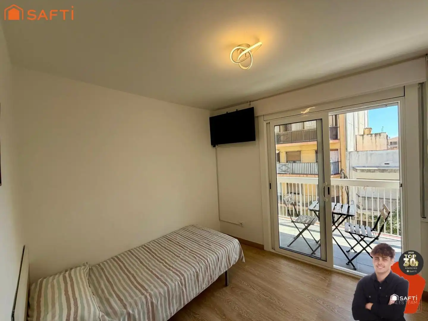 Habitación de Piso en venta en Pineda de Mar con Calefacción y Balcón