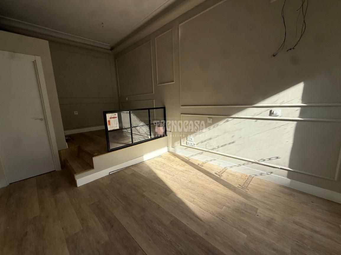 Premises for sale in  Madrid Capital